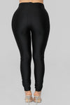 Curves For Days Leggings - Black