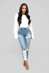 Bennie Boyfriend Jeans - Medium Blue Wash