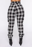 Never Over Plaid Joggers - Black/White